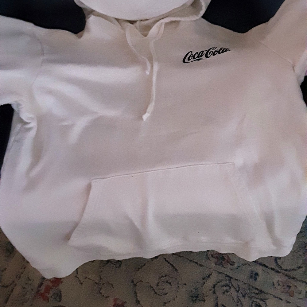 Sweatshirt - Picture 2 of 6